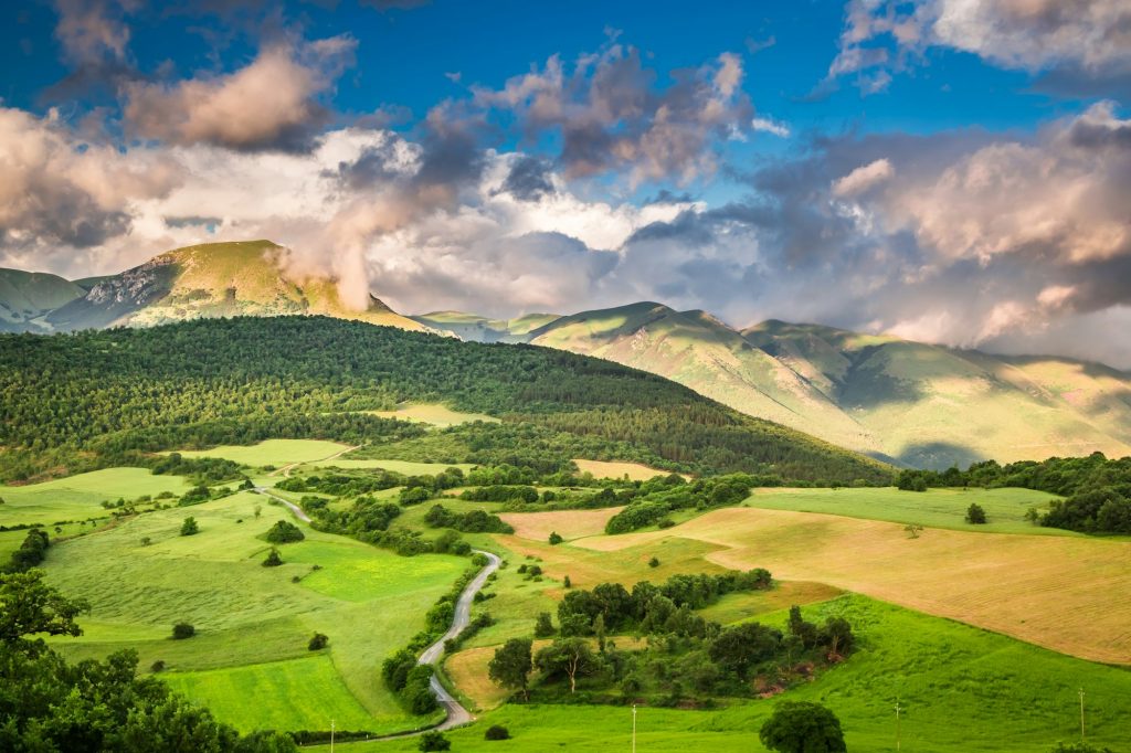 Breathtaking mountain view in Umbria, Italy. Tenuta di Murlo Exclusive Travel Representation